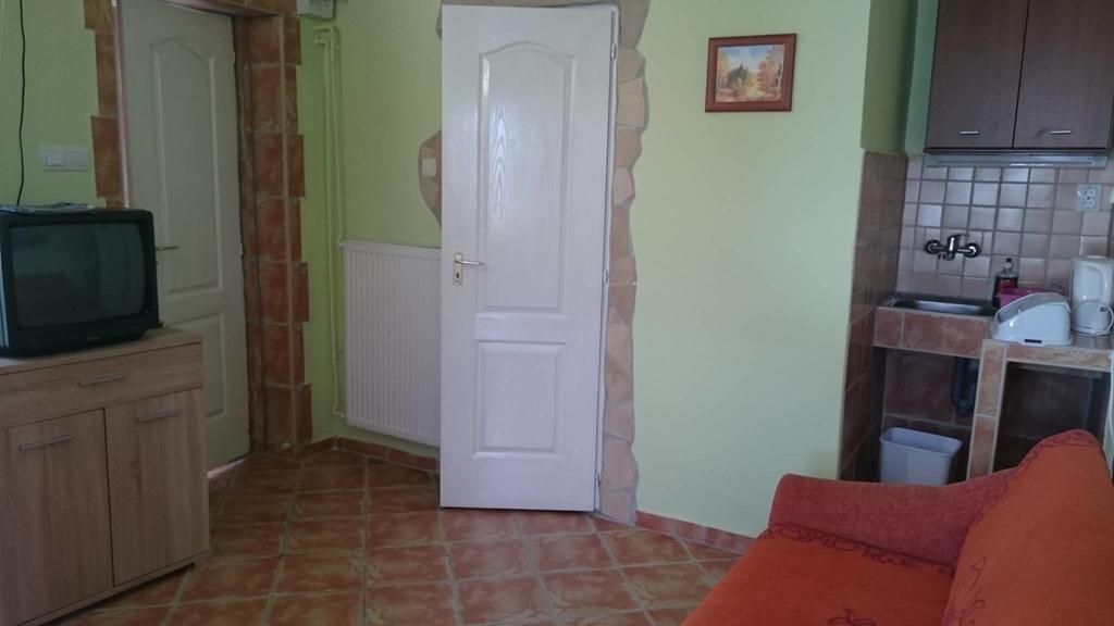Csillagfeny Vendeghaz Hotell Egerszalók Exteriör bild